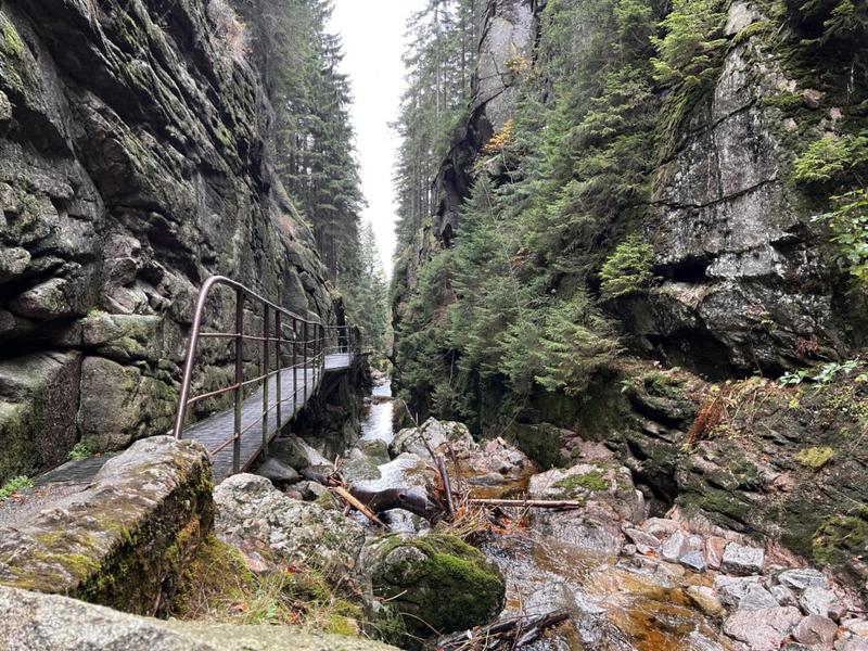 Dojazd i środki transportu Karkonosze