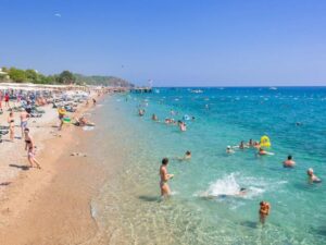 Co spakować na wymarzone wakacje w Turcji? Praktyczny poradnik dla podróżnych