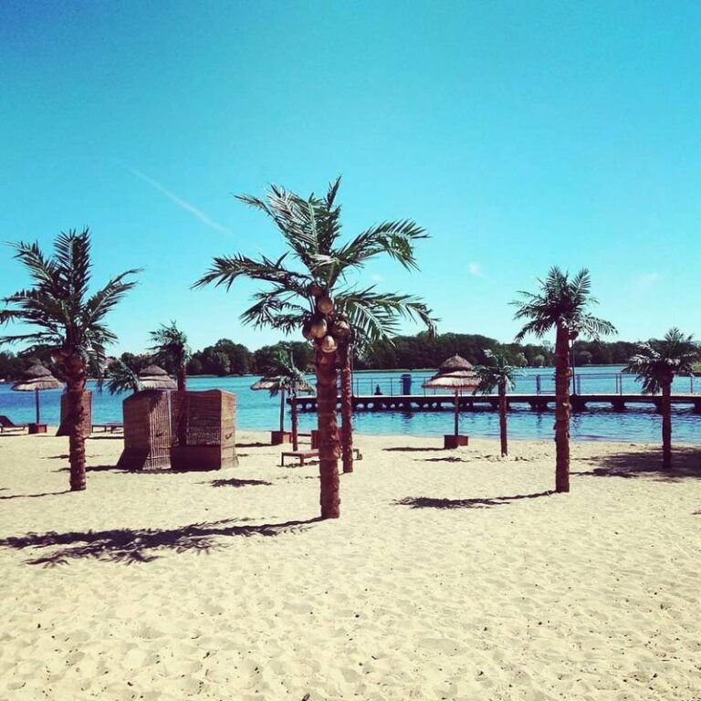 Jak dojechać na Mysią Wyspę w Szczecinku? Praktyczny przewodnik dla turystów