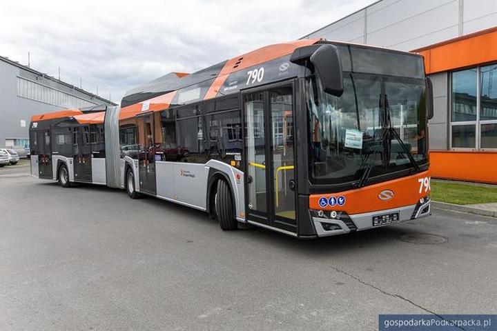 Jak szybko i łatwo wyrobić darmowy bilet MPK w Rzeszowie?