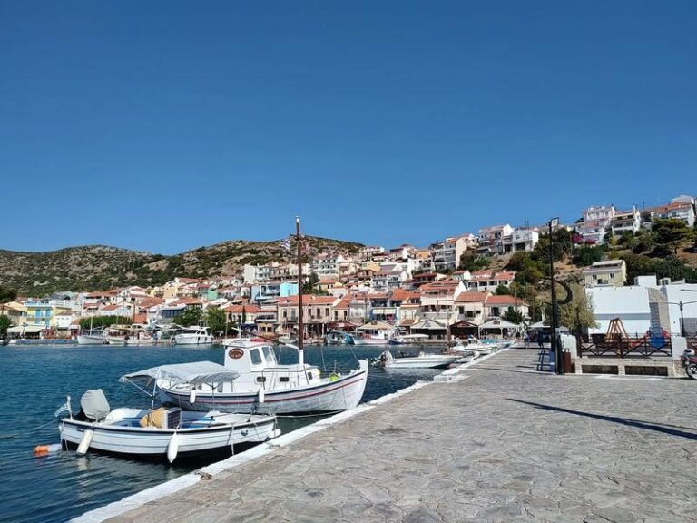 Samos: Kiedy Najlepiej Odwiedzić Tę Grecką Perłę?
