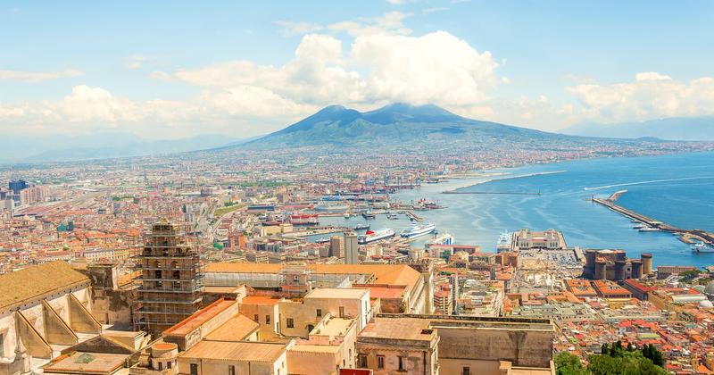 Lot z Wrocławia do Neapolu