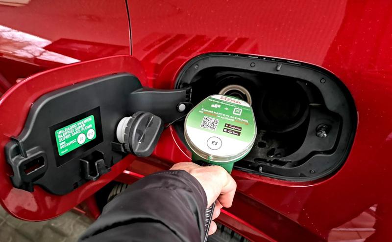 Ile litrów benzyny można przewieźć