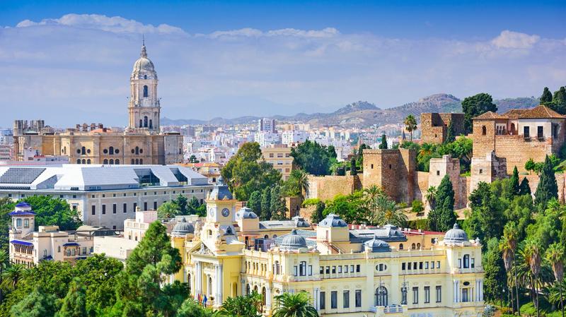 Linie lotnicze z Modlina do Malagi