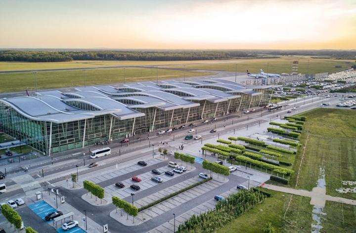 Samochodem na lotnisko Wrocław