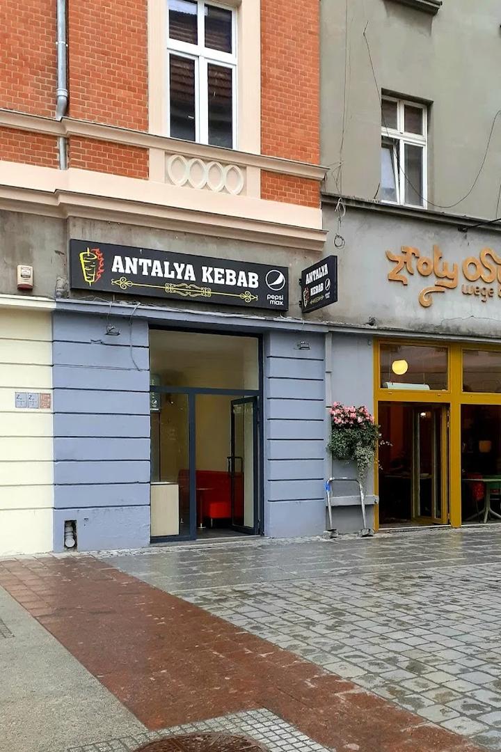 Wpływ sezonu na czas trwania lotu