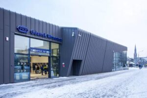 Gdzie znaleźć nr faktury na bilecie PKP? Praktyczny przewodnik dla pasażerów