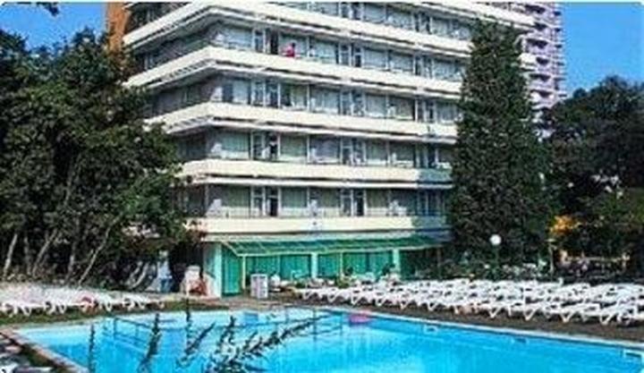 Jak długo trwa lot z Warszawy do Bułgarii? Sprawdź szczegóły!