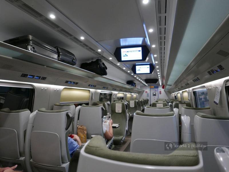 Czas lotu Katowice-Gdańsk