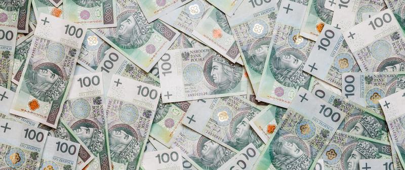 Transfer pieniędzy z Anglii do Polski