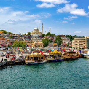 Przewodnik po Stambule: Jak łatwo dojechać z lotniska do centrum miasta?