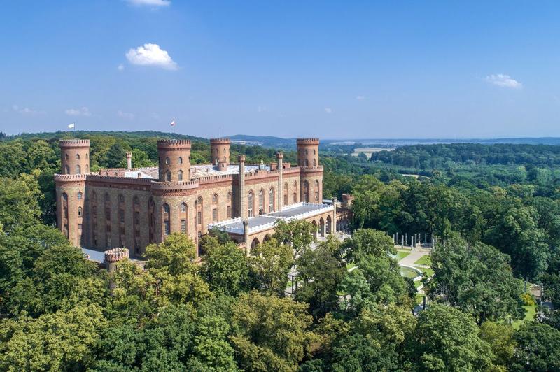 Rozkład jazdy pociągów Kamieniec Ząbkowicki