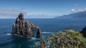 Kiedy najlepiej jechać na Maderę? Przewodnik po idealnym czasie na wizytę