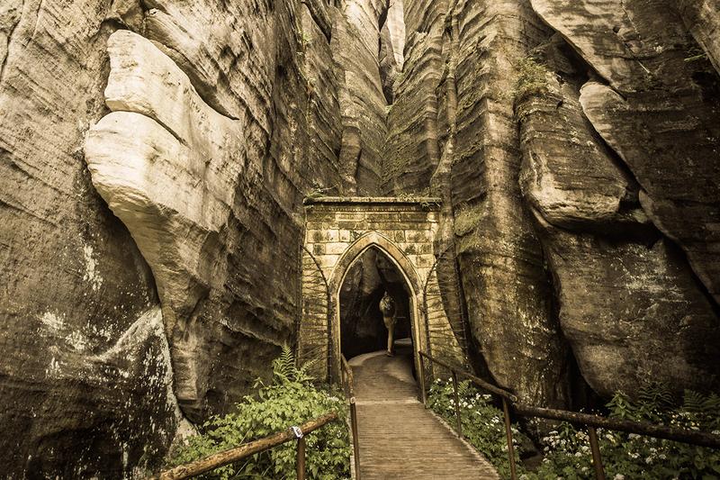 Przewodnik po Skalnym Mieście