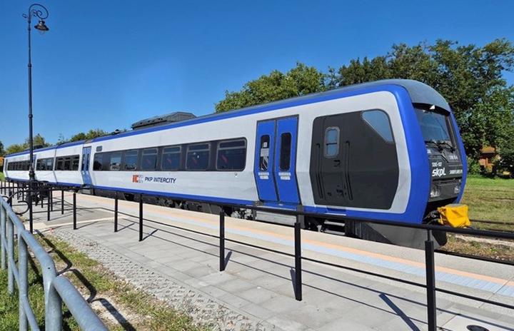 Zakup biletów przez aplikację